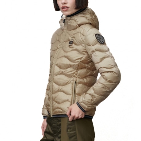 giubbino corto da donna camelia imbottito in piuma con cappuccio beige interno celeste brina