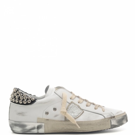 sneakers da donna prsx low woman in pelle total white con borchie blanc