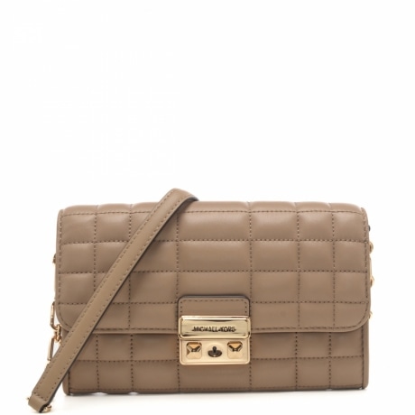 borsa a spalla da donna in vera pelle trapuntata e chiusura in metallo dorato con bottone a pressione beige