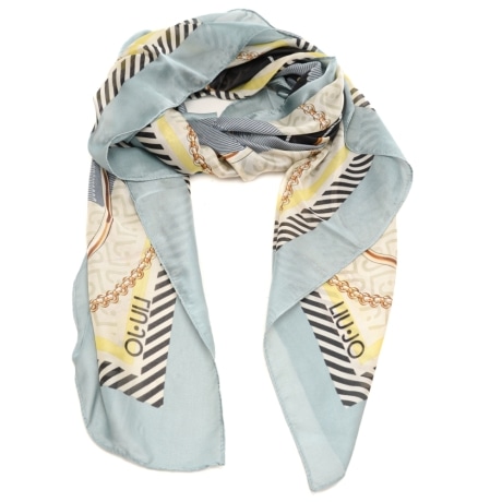 foulard da donna con stampa a fantasia con gioielli e catene celeste