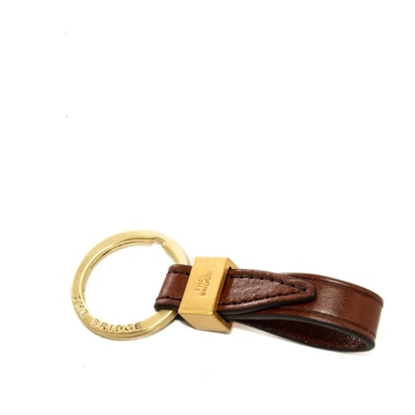 portachiavi da uomo in vera pelle con logo lettering inciso sull'anello marrone oro